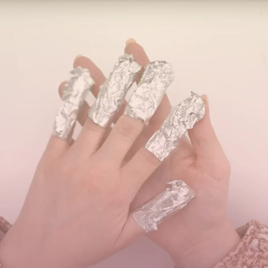 Step-by-step: Removal of Gel Polish