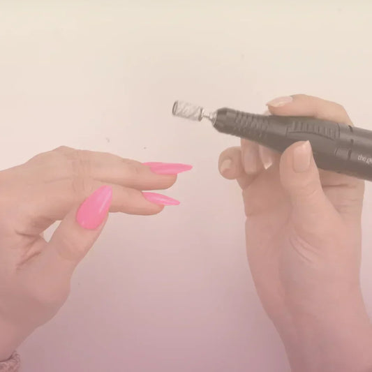 Step-by-step: Removal of Soft Gel Press-On Tips