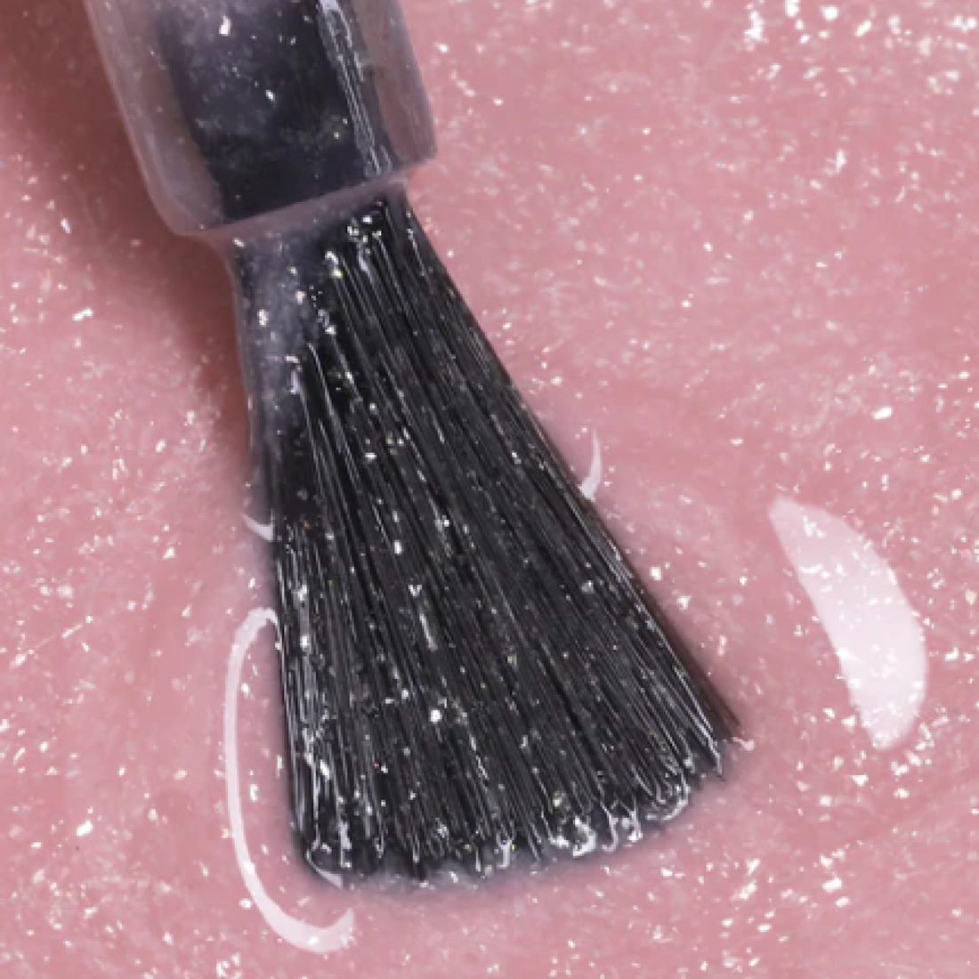 Important News: EU Introduces New Rules for Microplastics in Cosmetics