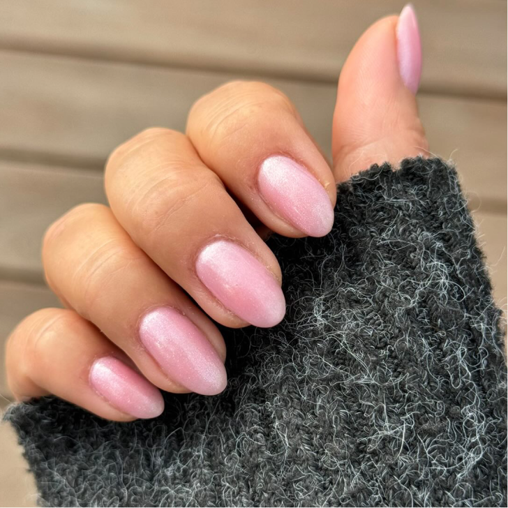 753 Baby Pink Shimmer (transparent)