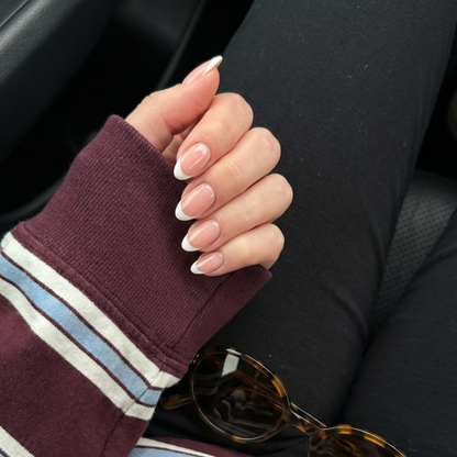 Gel Polish • 669 Blushing Nude (semi-transparent) • 21FREE