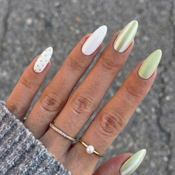 Gel Polish • 712 Pistachio Cream • 21FREE