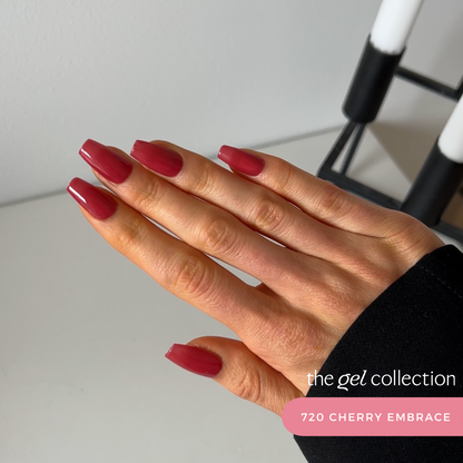 Gel Polish • 720 Cherry Embrace (semi-transparent) • 21FREE