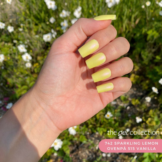 Gel Polish • 742 Sparkling Lemon (transparent) • 21FREE