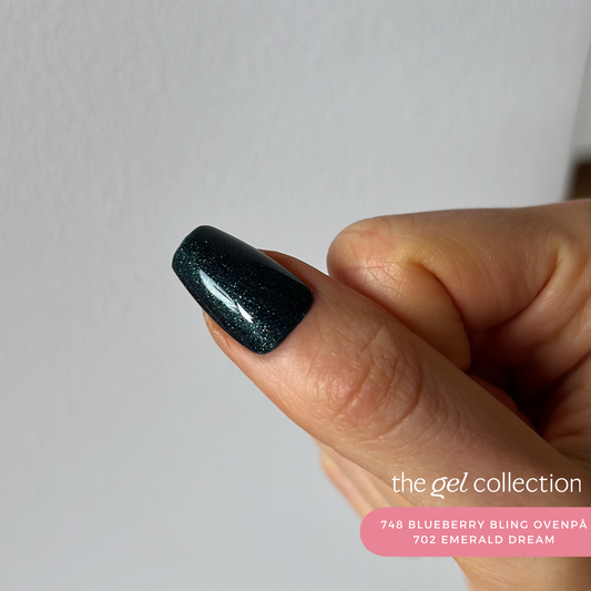 Gel Polish • 748 Blueberry Bling (semi-transparent) • 21FREE