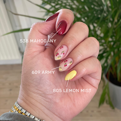 Gel Polish • 805 Lemon Mist • 21FREE • The Gel Collection™