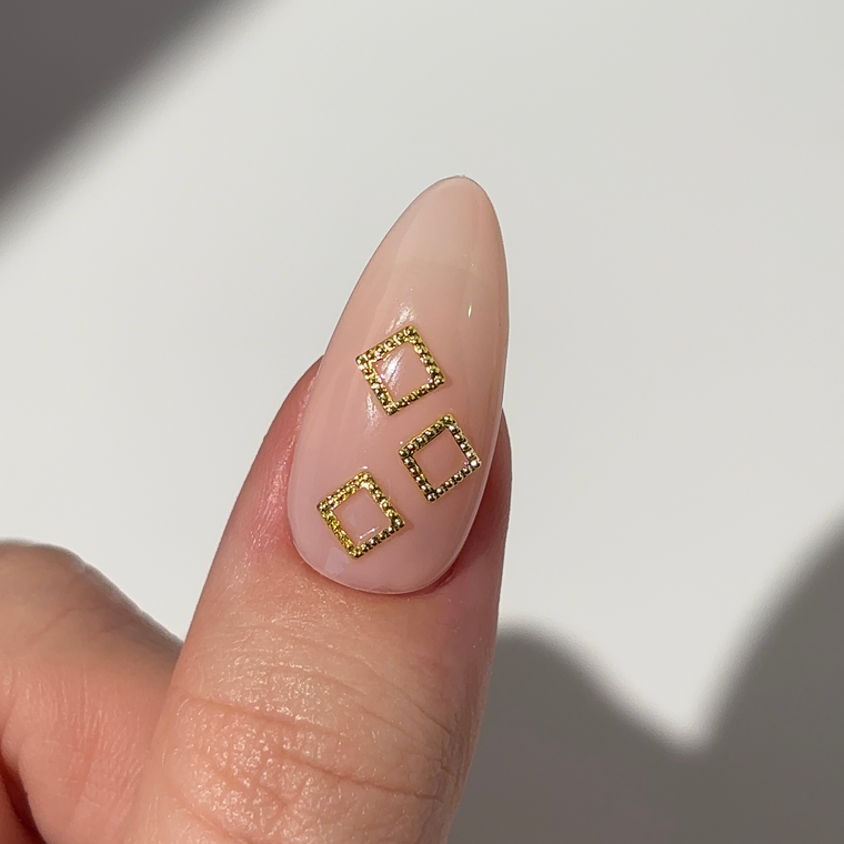 Aluminum Shapes • Gold