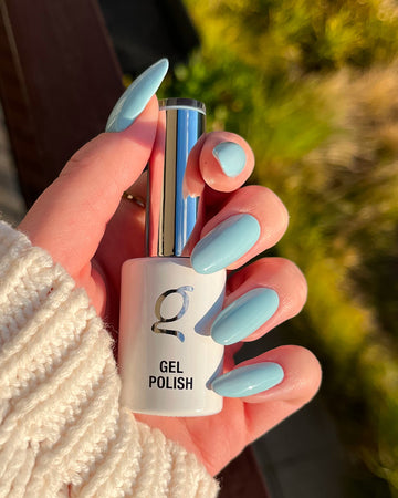Gel Polish 233 Salt Splash on nails