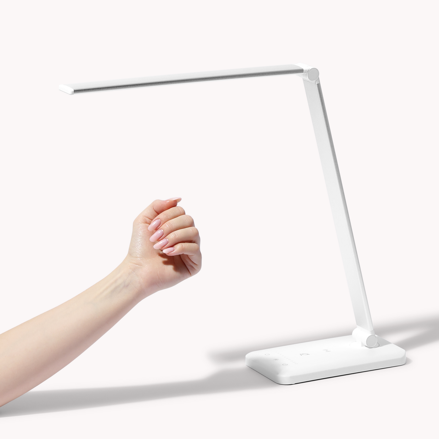 Table lamp for nails