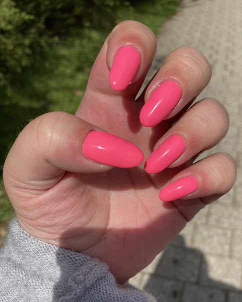 584 Hot Pink