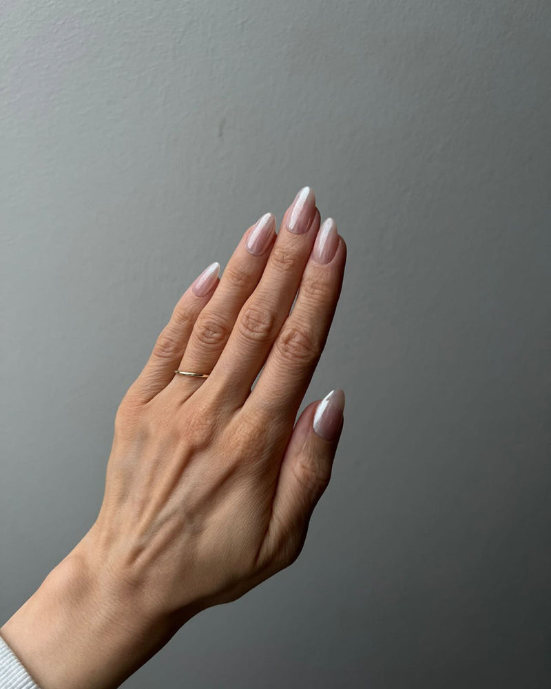 669 Blushing Nude  +pearl powder, silver