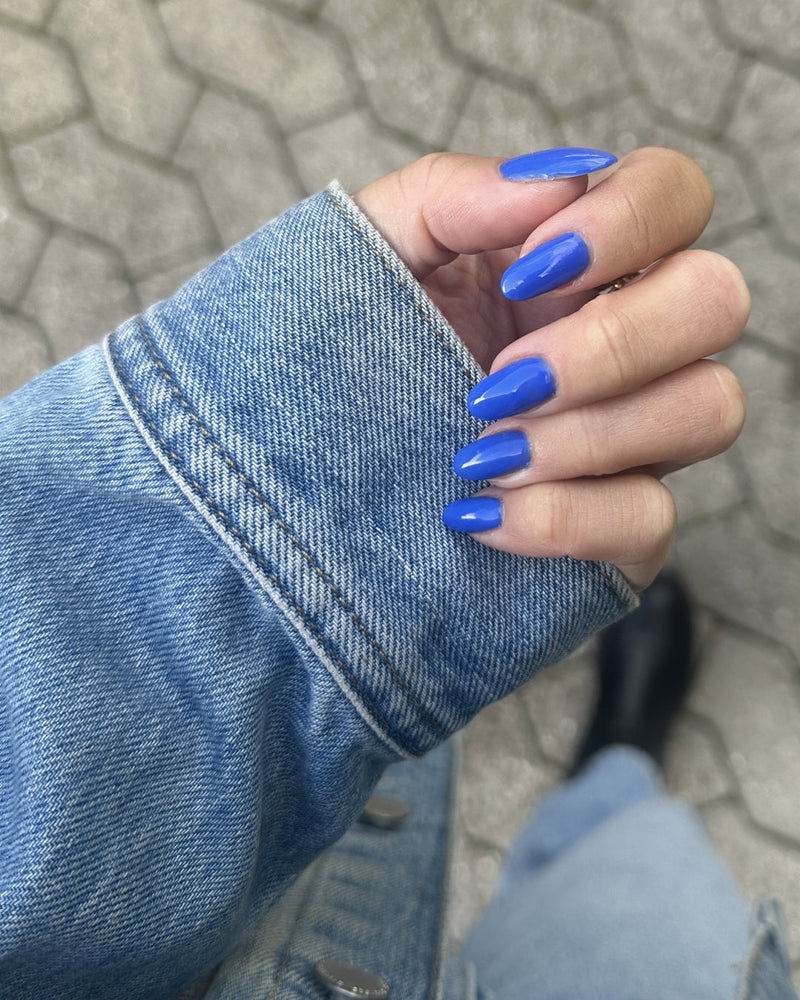 689 Twilight Blue