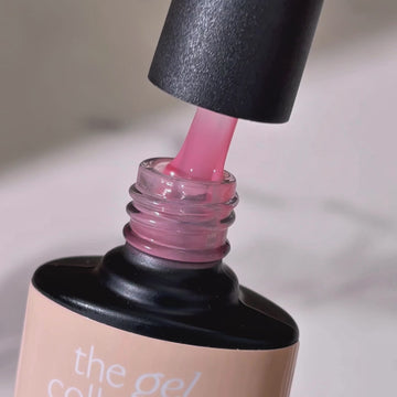Gel Polish • 855 Silk Blush (transparent) • 21FREE • The Gel Collection™