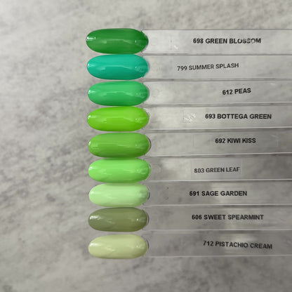 Gel Polish • 803 Green Leaf • 21FREE • The Gel Collection™