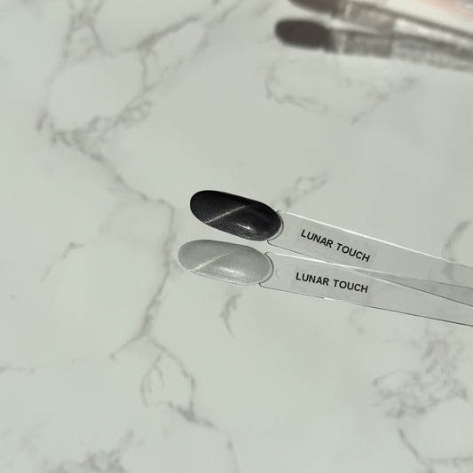 Cat Eye Velvet Gel Polish • Lunar Touch • 21FREE • The Gel Collection™