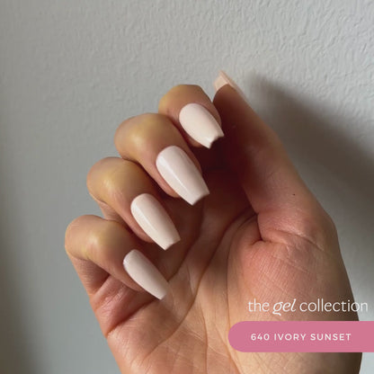 Gel Polish • 640 Ivory Sunset • 21FREE